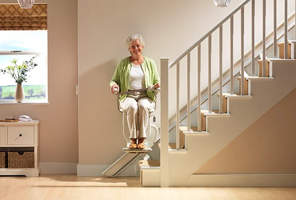 Les rails pour monte-escaliers : la rencontre de la sécurité et du style