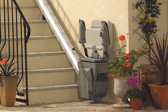 chair outdoor image Affidabile